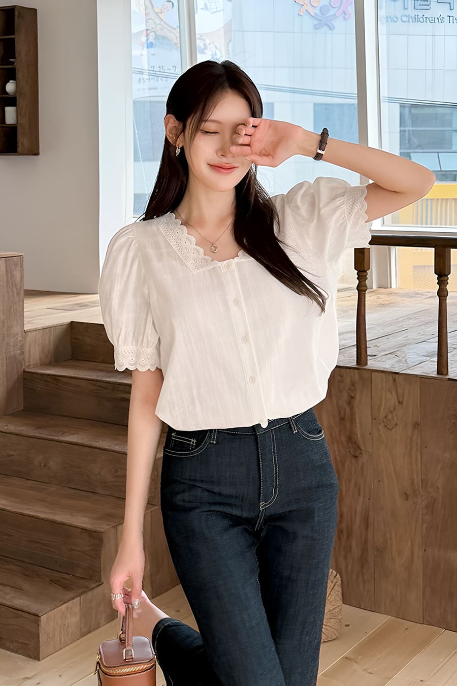 뮬론퍼프 레이스블라우스